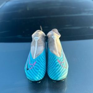 Nike phantom x academy